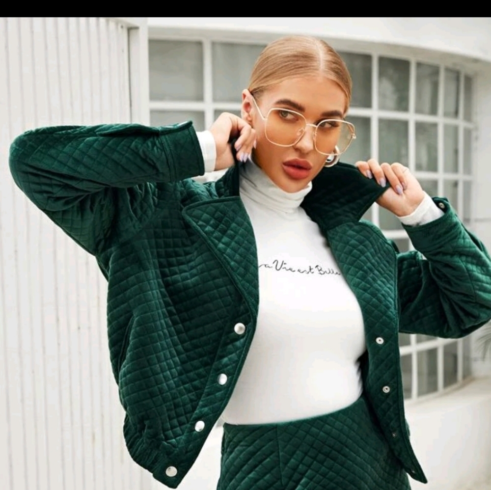 Single Breasted Notched Collar Quilted Velvet Jack